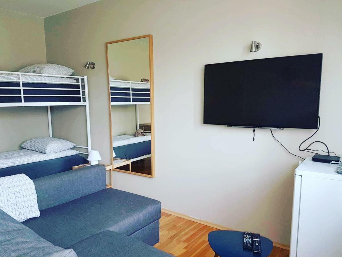 Akureyri Central Rooms Bagian luar foto